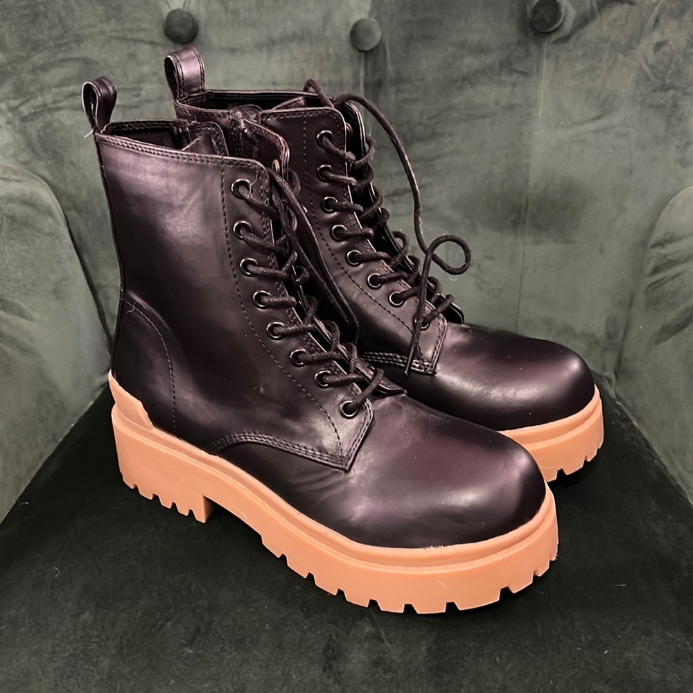 Urban Outfitters Boots